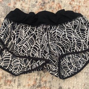 Lulu lemon running shorts (2 pairs)